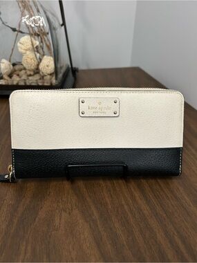 Kate Spade Grove Street Neda Zip Around Wallet Black Cream Colorblock